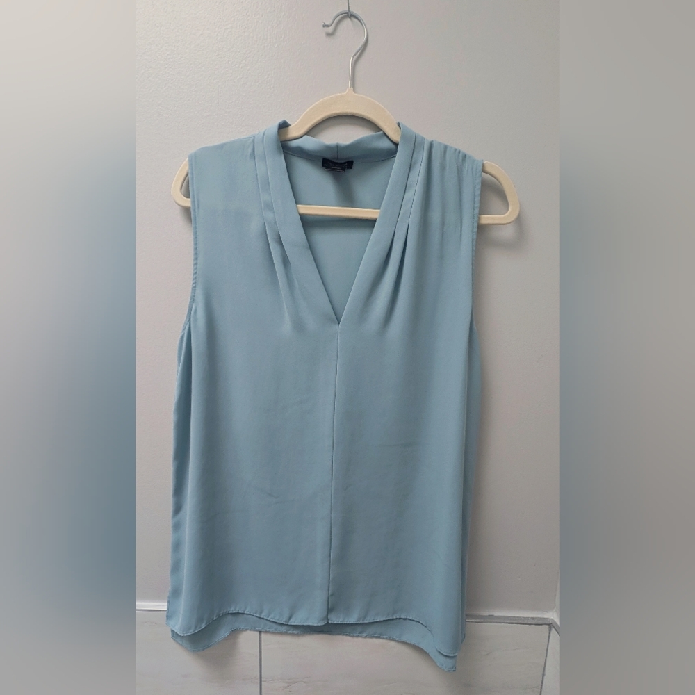 Ann Taylor sleeveless blouse with shoulder pleats, size M